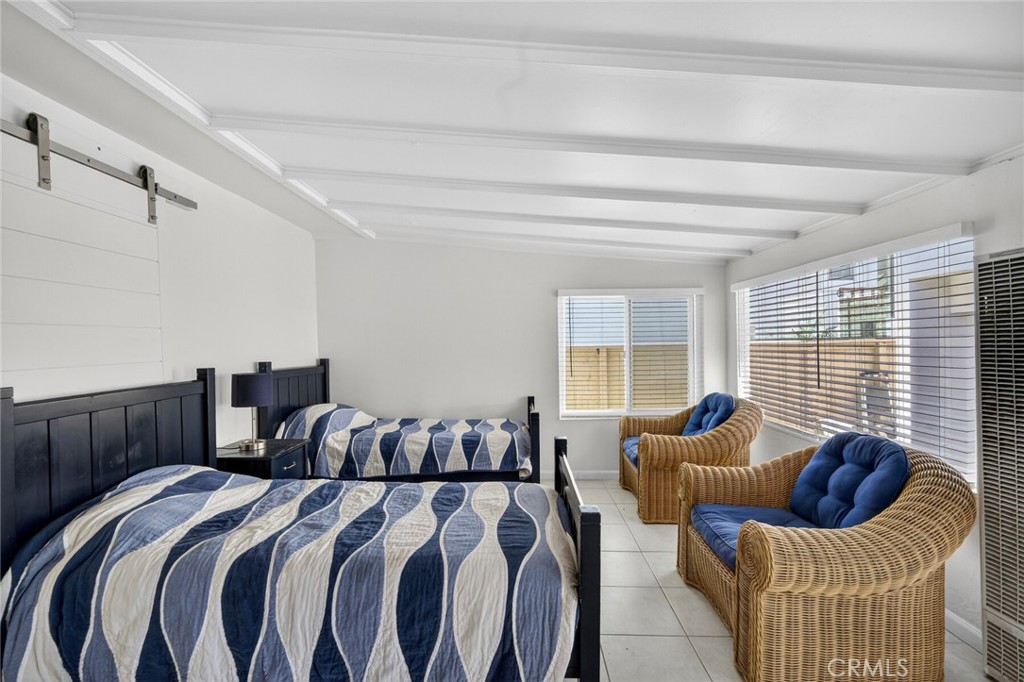 237 Avenida Montalvo A
