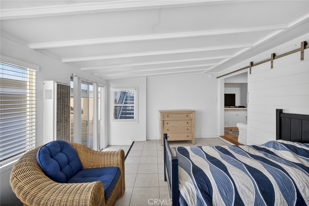 237 Avenida Montalvo A