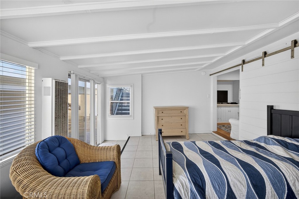237 Avenida Montalvo A