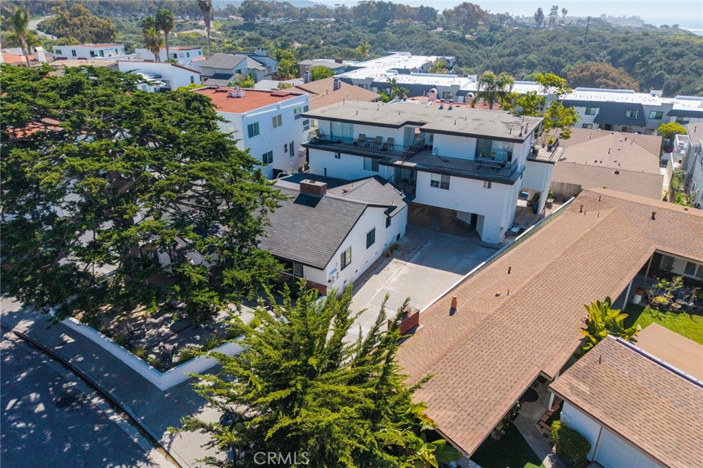 237 Avenida Montalvo B