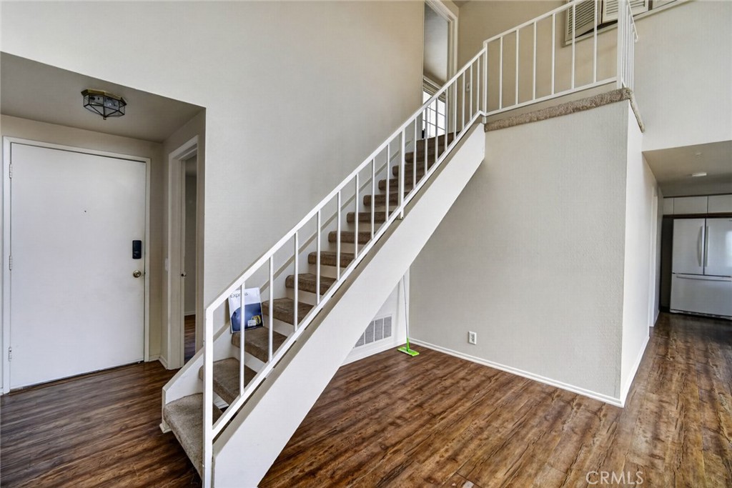 237 Avenida Montalvo B