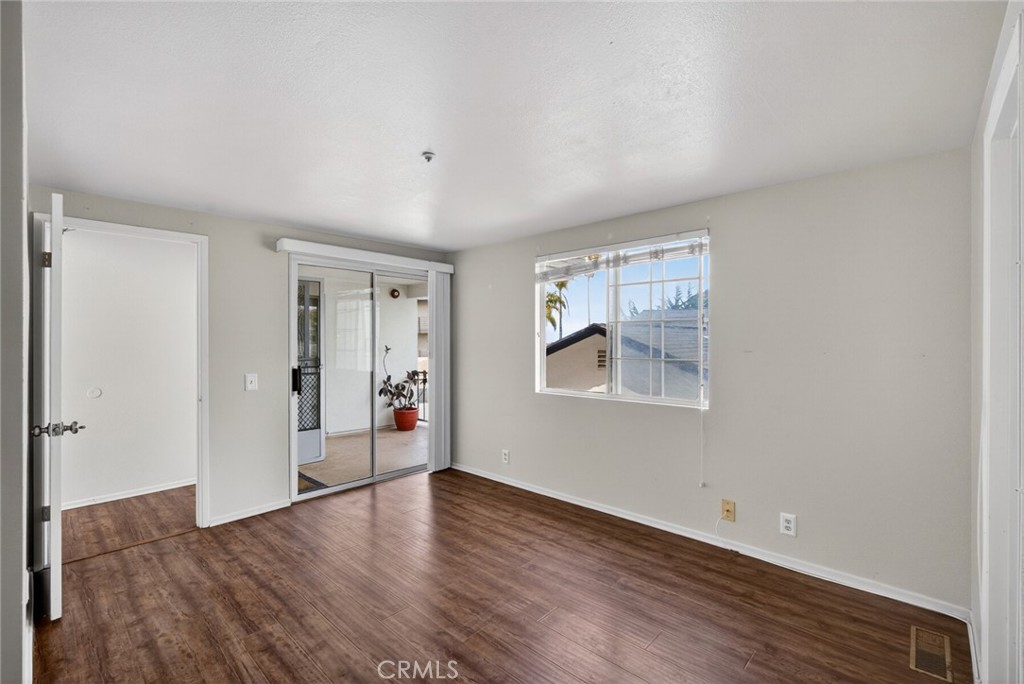 237 Avenida Montalvo B