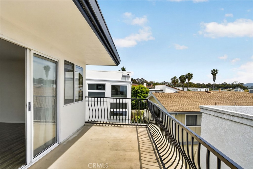 237 Avenida Montalvo B