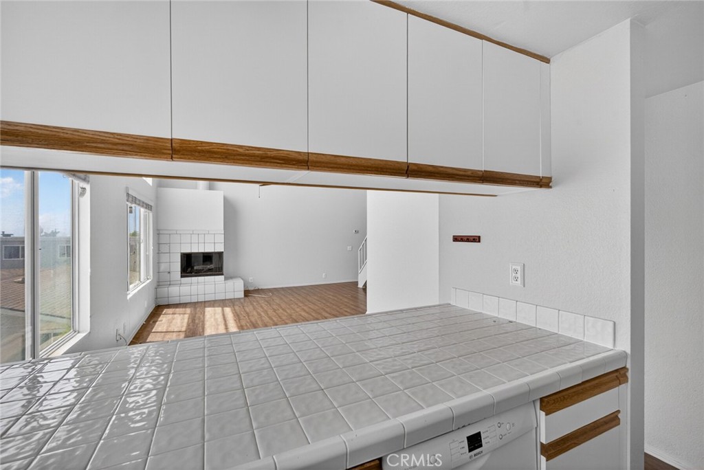 237 Avenida Montalvo B