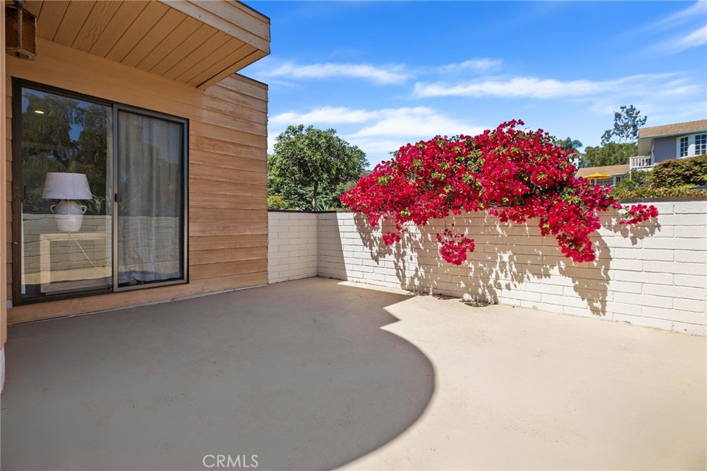 390 Saint Anns Drive