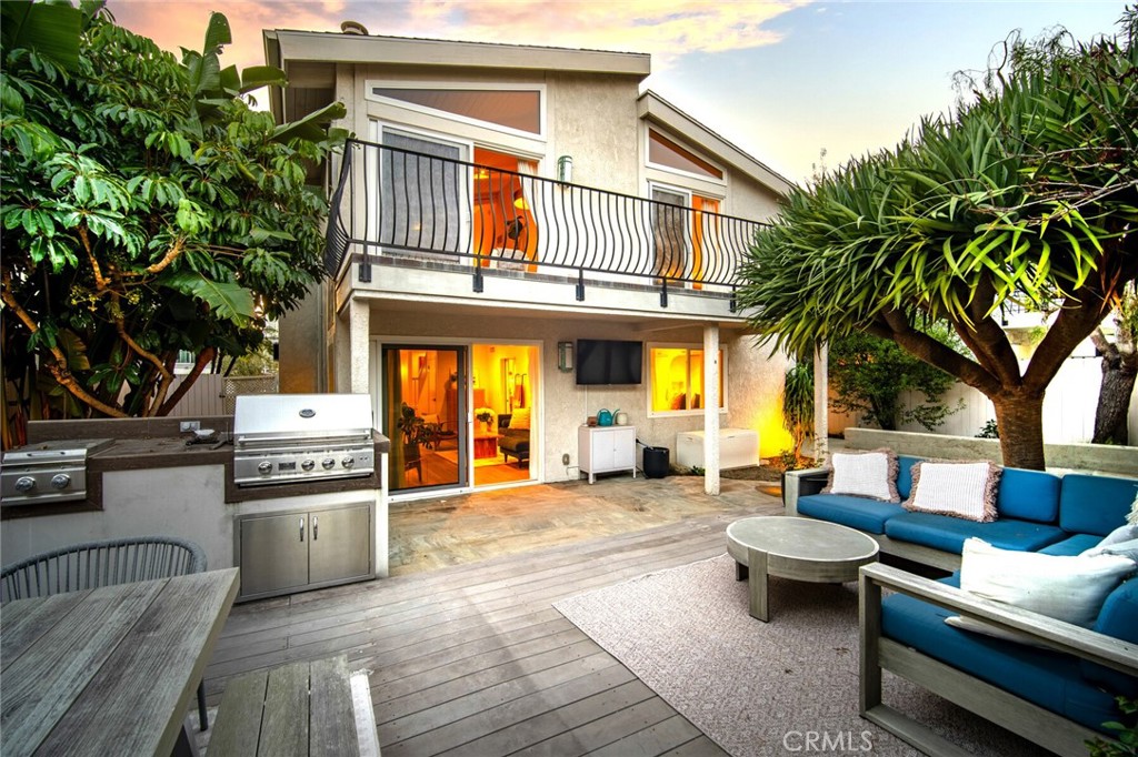 956 Tia Juana