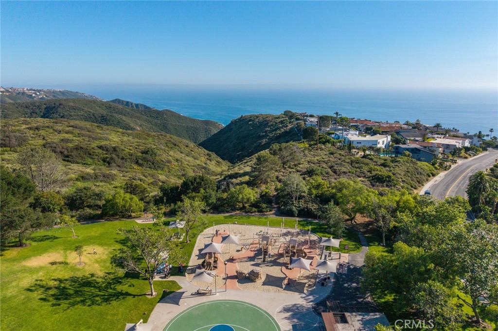 956 Tia Juana