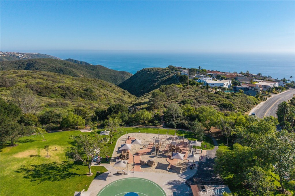 956 Tia Juana