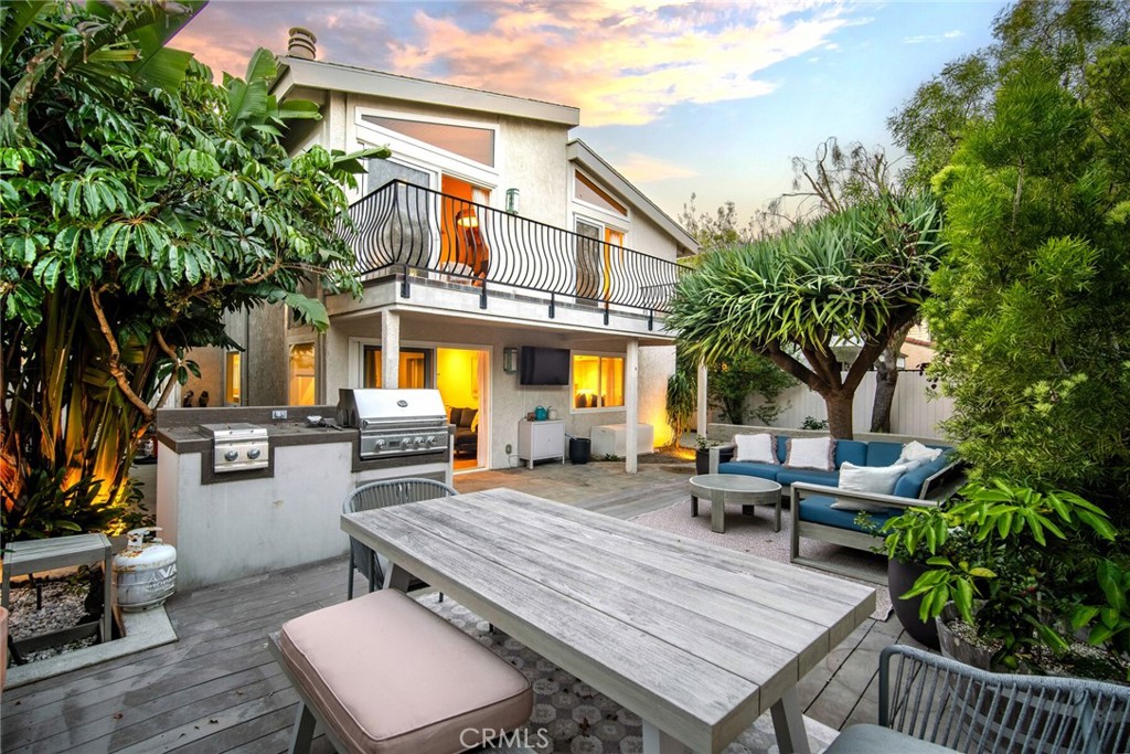 956 Tia Juana
