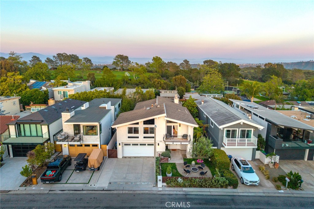 956 Tia Juana