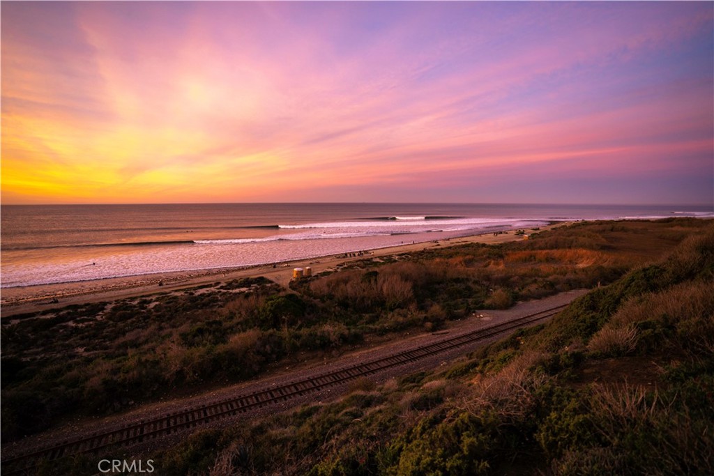 423 Avenida Granada 2