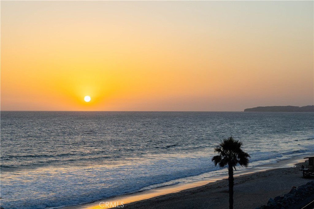 423 Avenida Granada 2