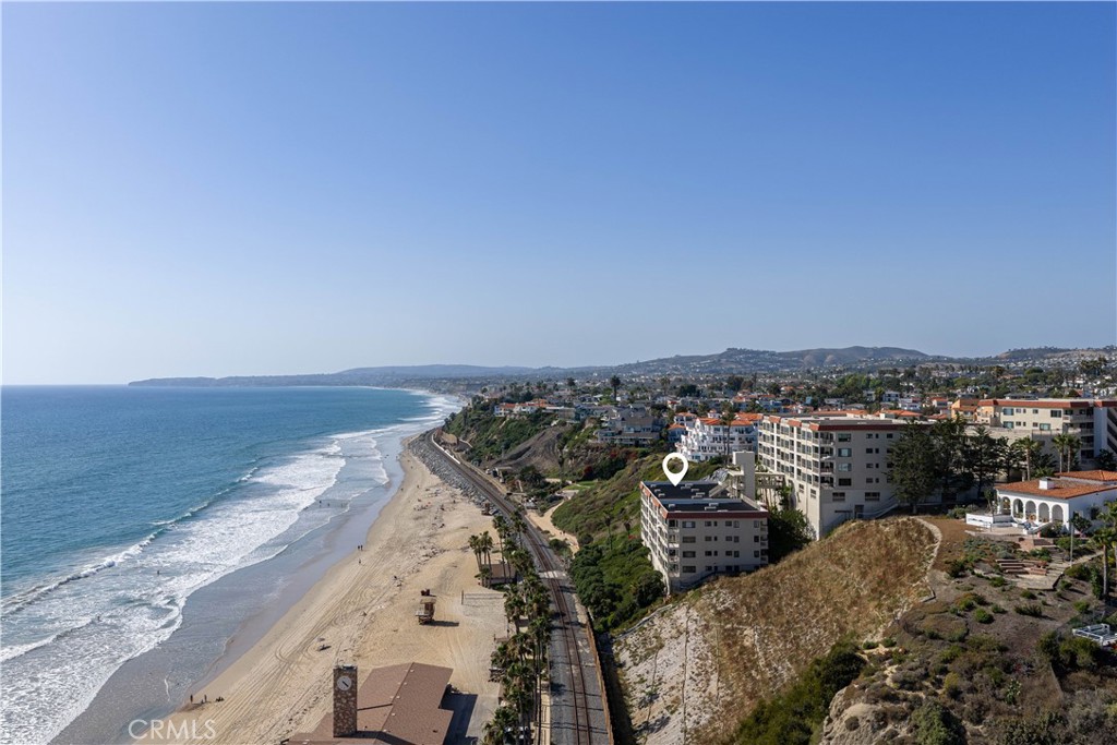 423 Avenida Granada 2