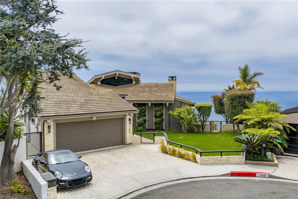 709 Kendall Drive