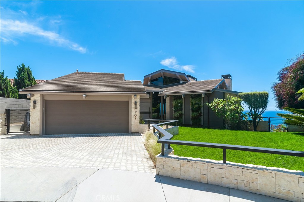709 Kendall Drive