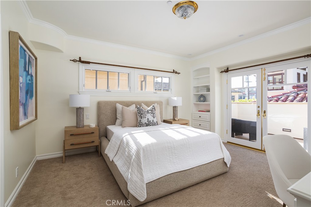 24352 Santa Clara
