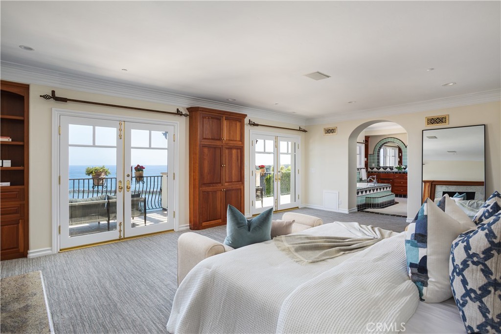 24352 Santa Clara