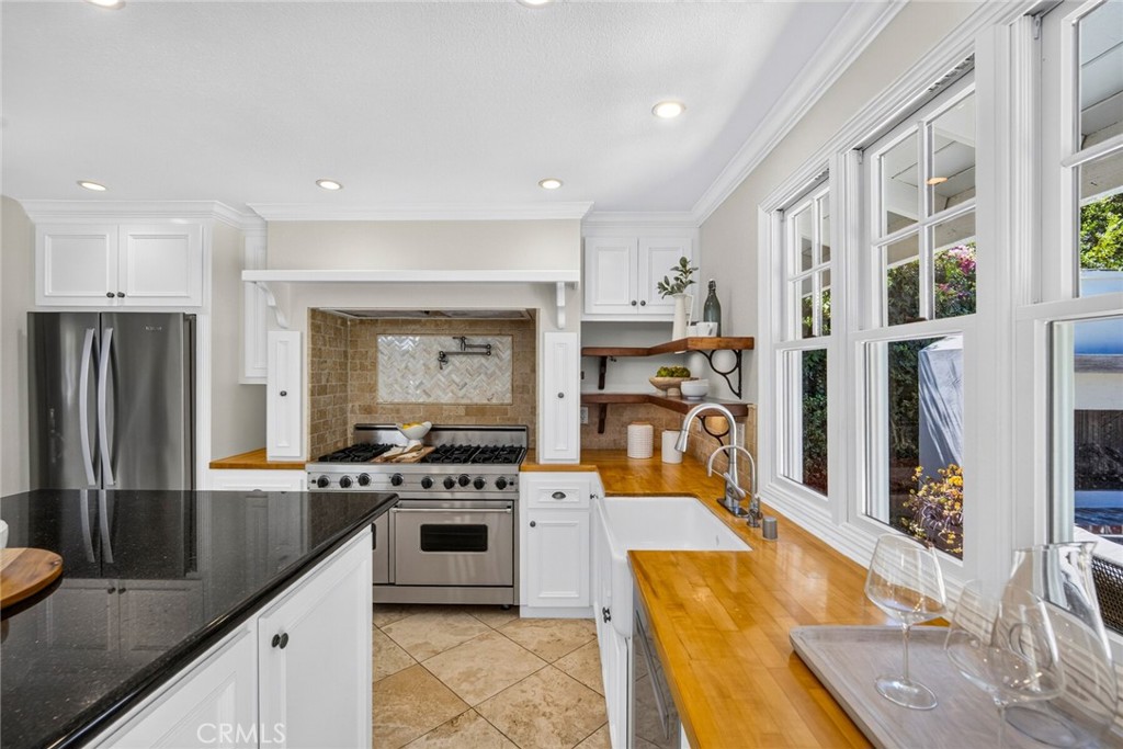 29131 Kensington Drive