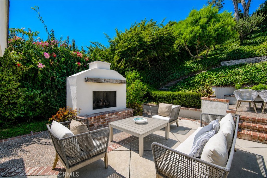 29131 Kensington Drive