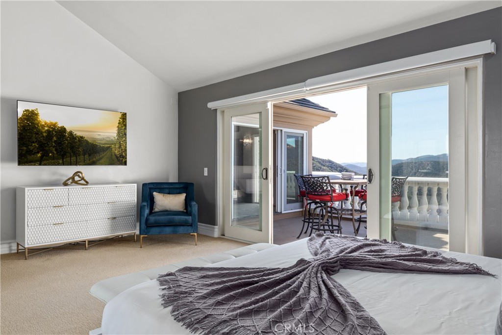 38760 Vista Del Bosque