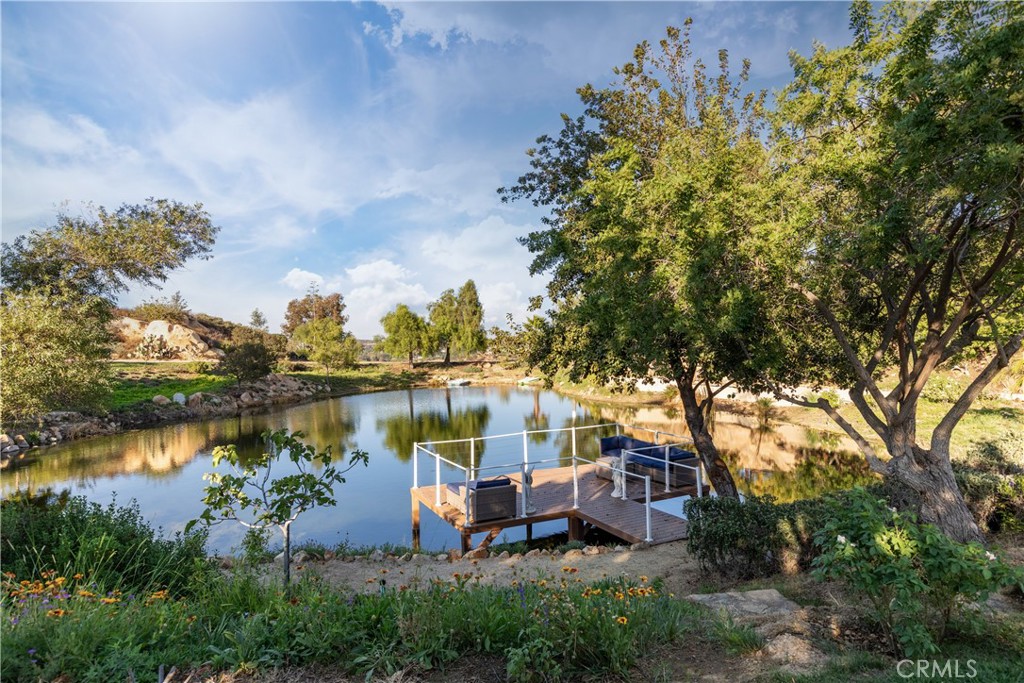 38760 Vista Del Bosque