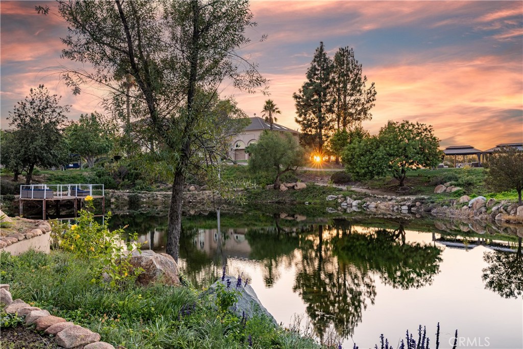 38760 Vista Del Bosque