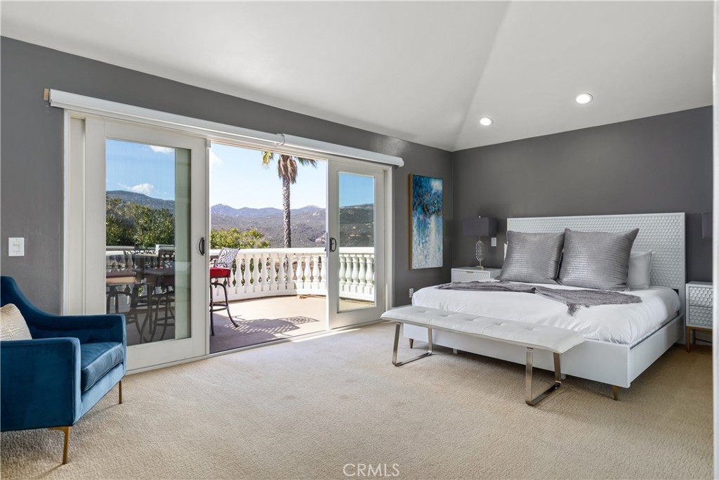 38760 Vista Del Bosque