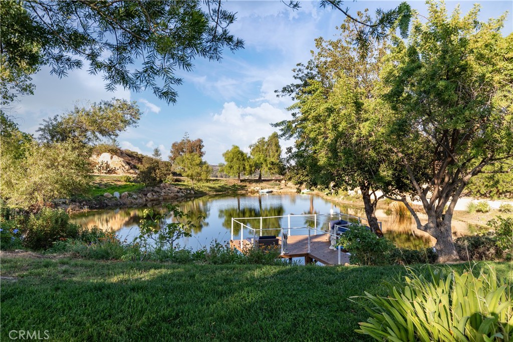 38760 Vista Del Bosque