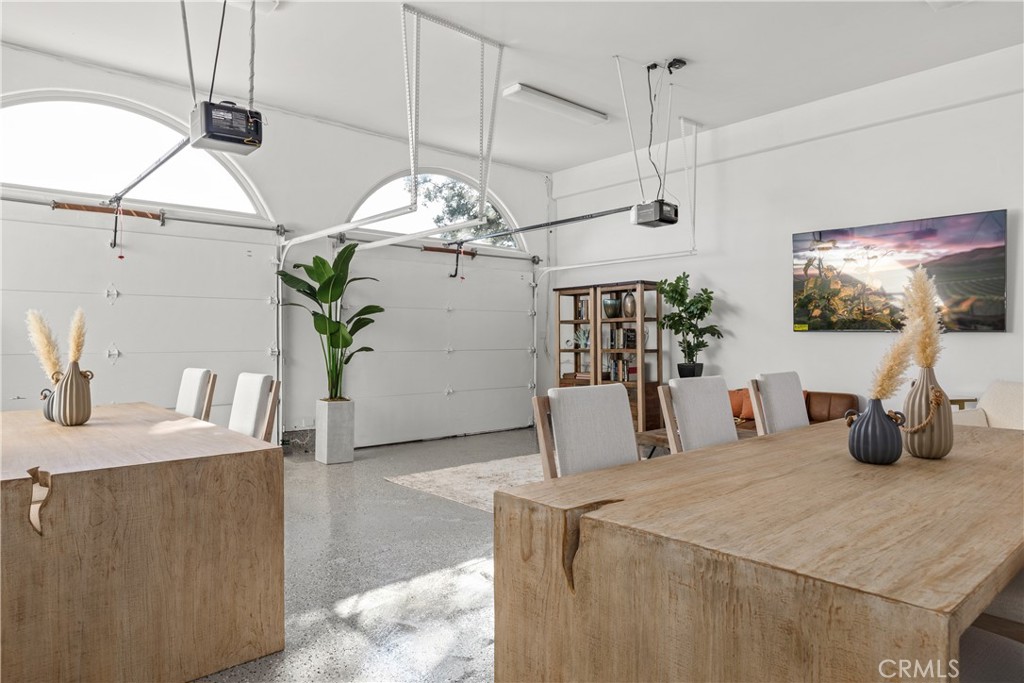 38760 Vista Del Bosque