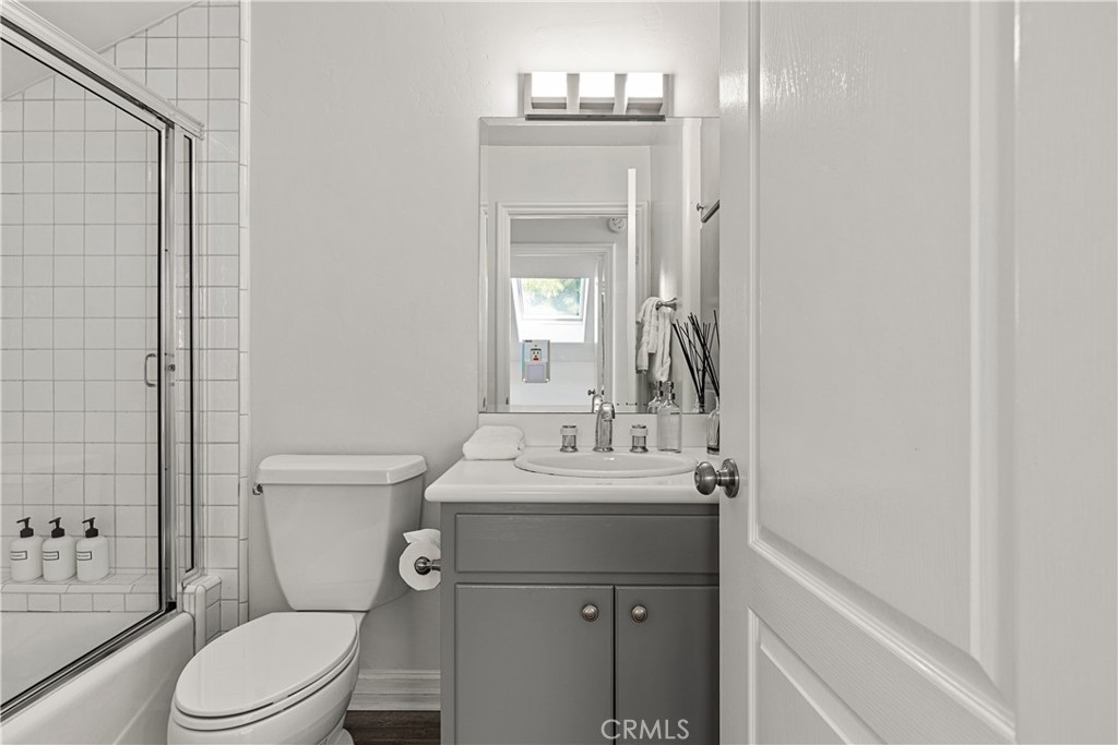 38760 Vista Del Bosque