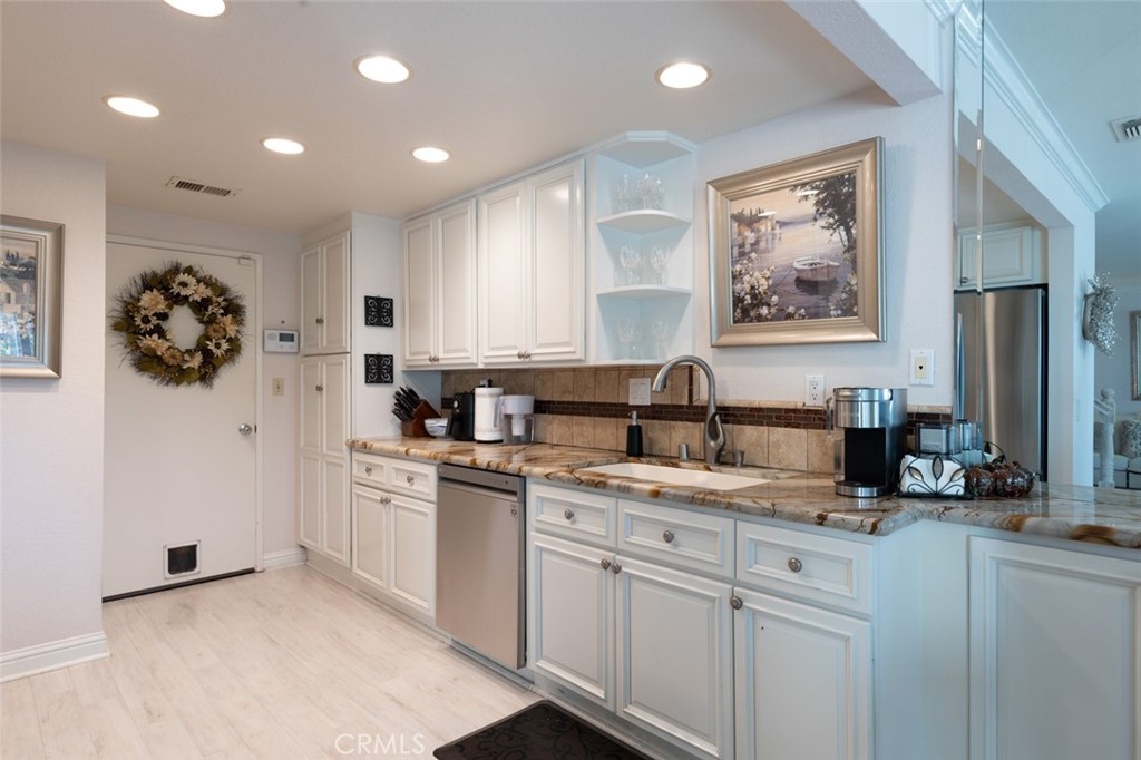 23406 Highcrest Road