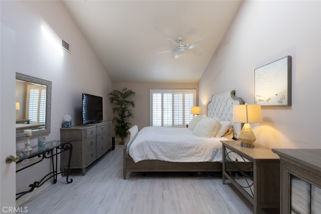 23406 Highcrest Road