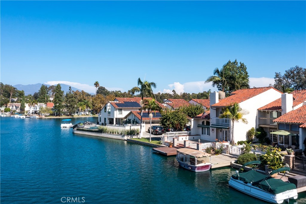 22025 Arrowhead Lane