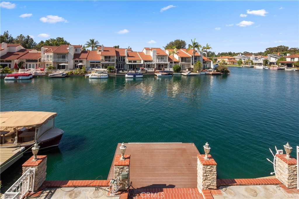 22025 Arrowhead Lane