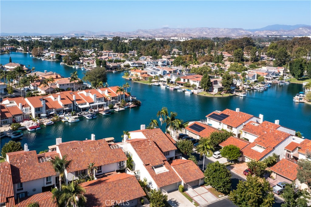 22025 Arrowhead Lane