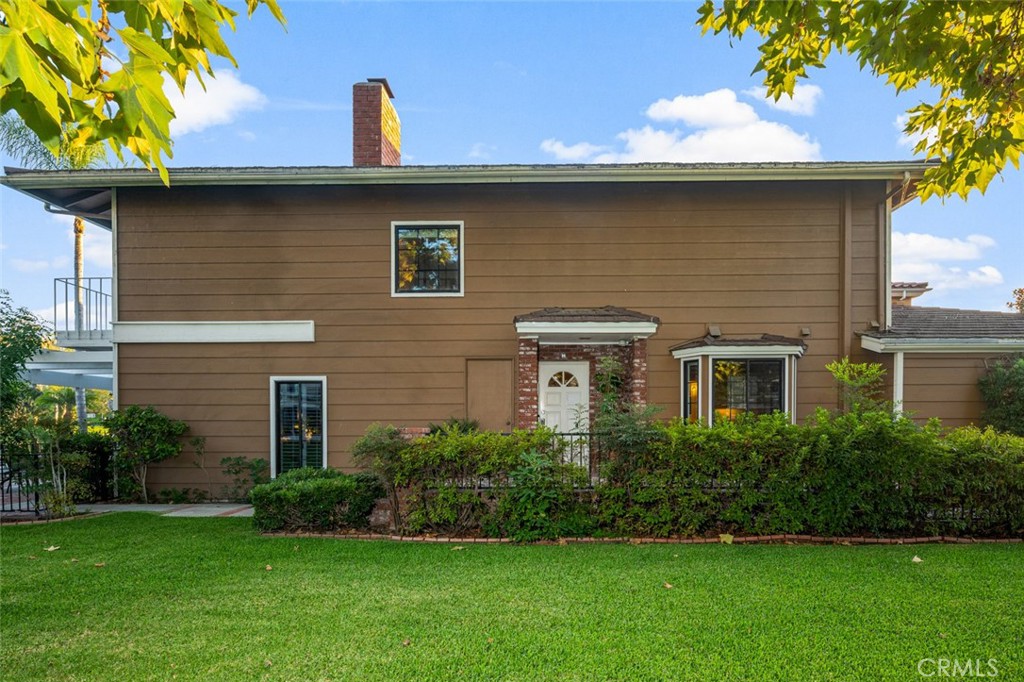 21942 Yellowstone Lane