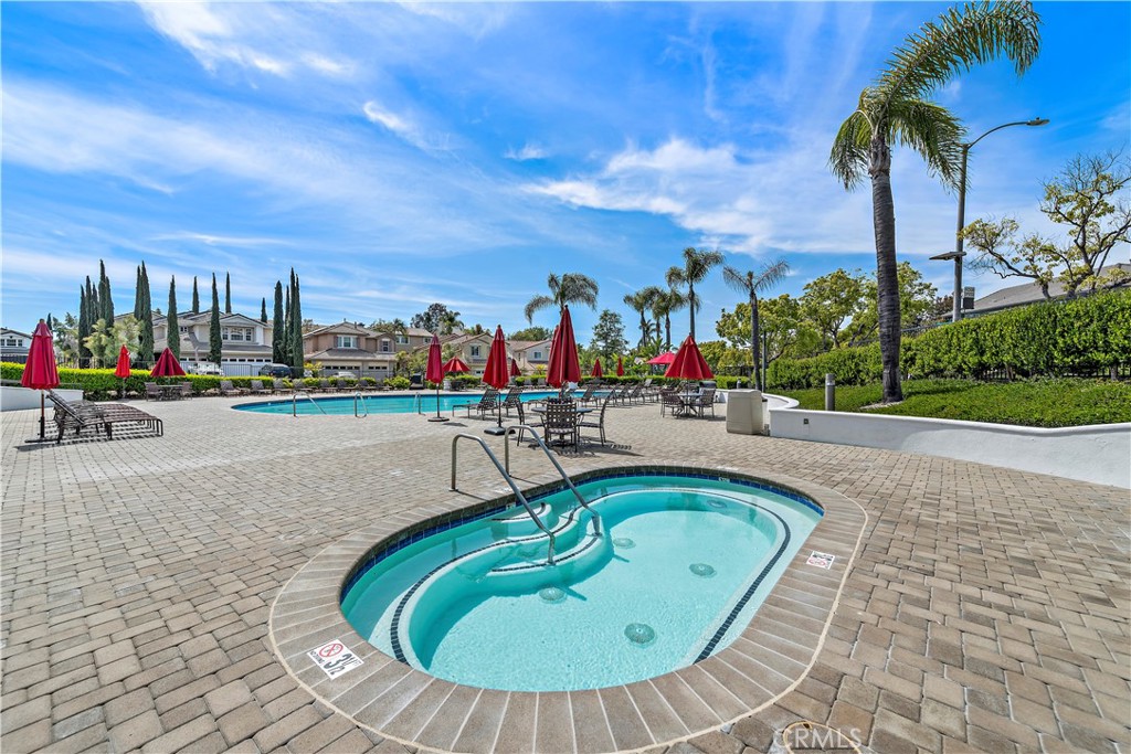 27761 Manor Hill Road