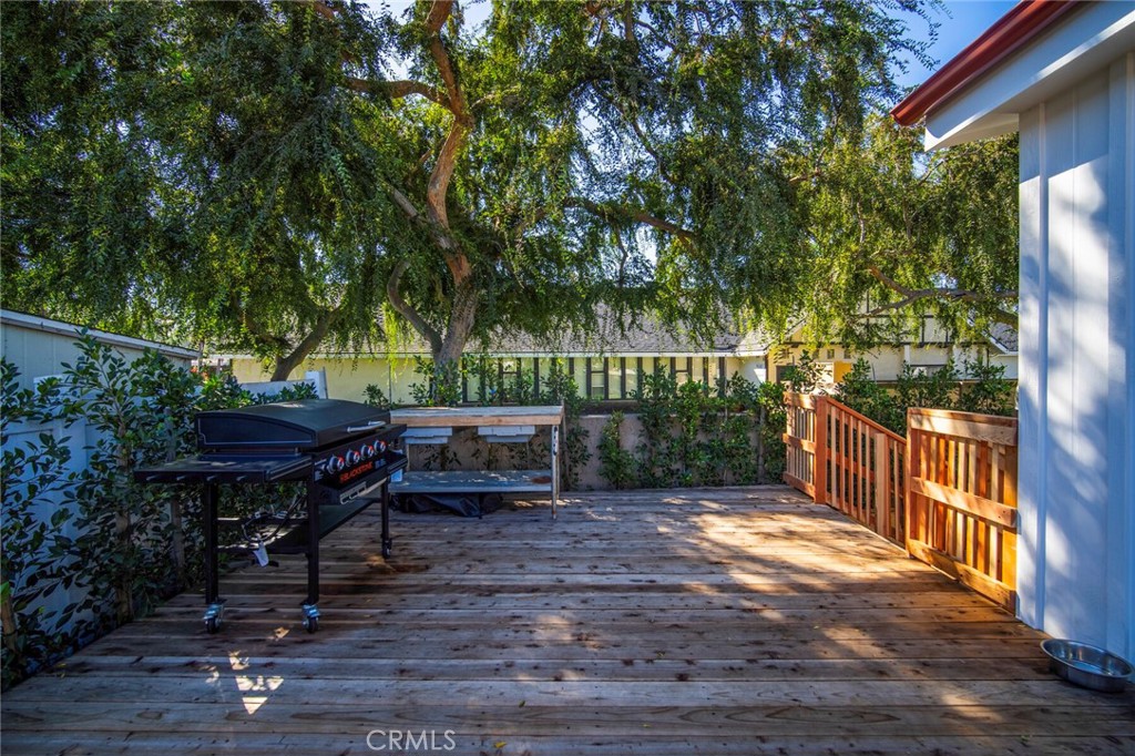 32742 Alipaz Street 73