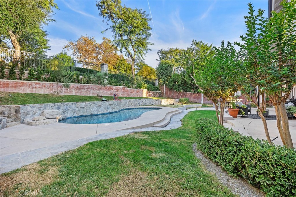 23 Meadow Wood Drive