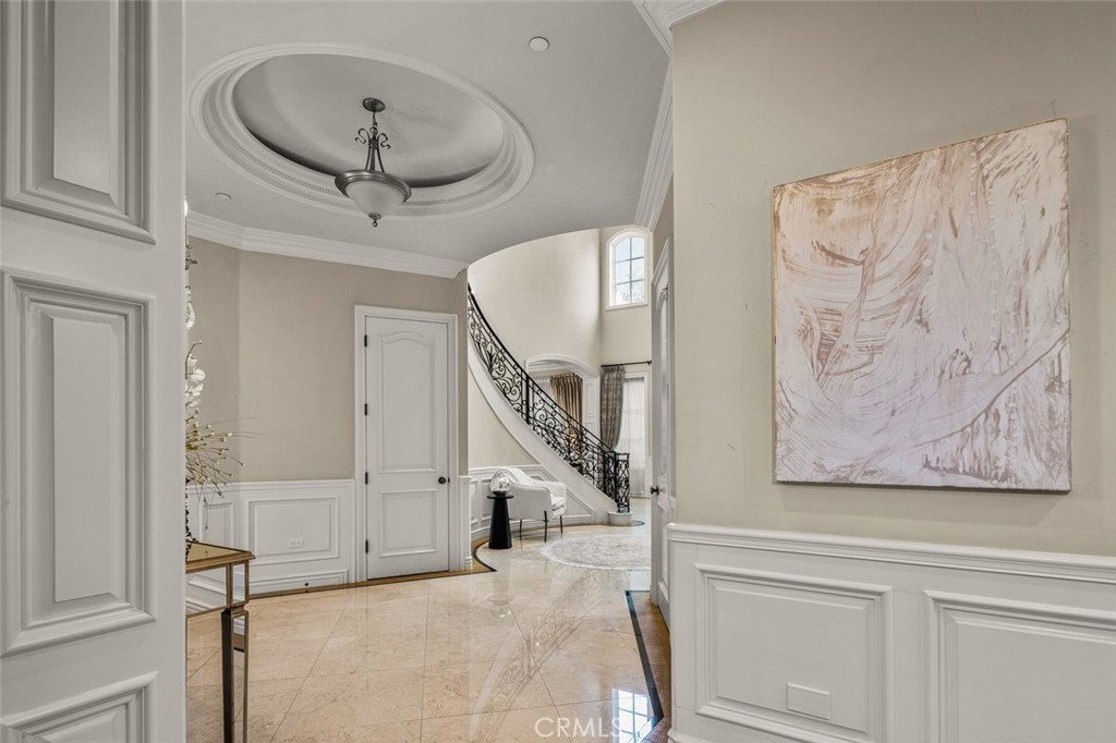 1122 S Santa Anita Avenue