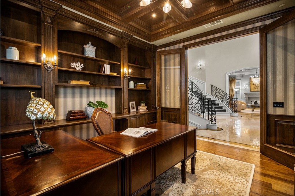 1122 S Santa Anita Avenue