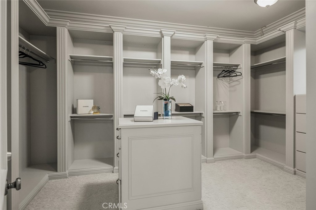 1122 S Santa Anita Avenue