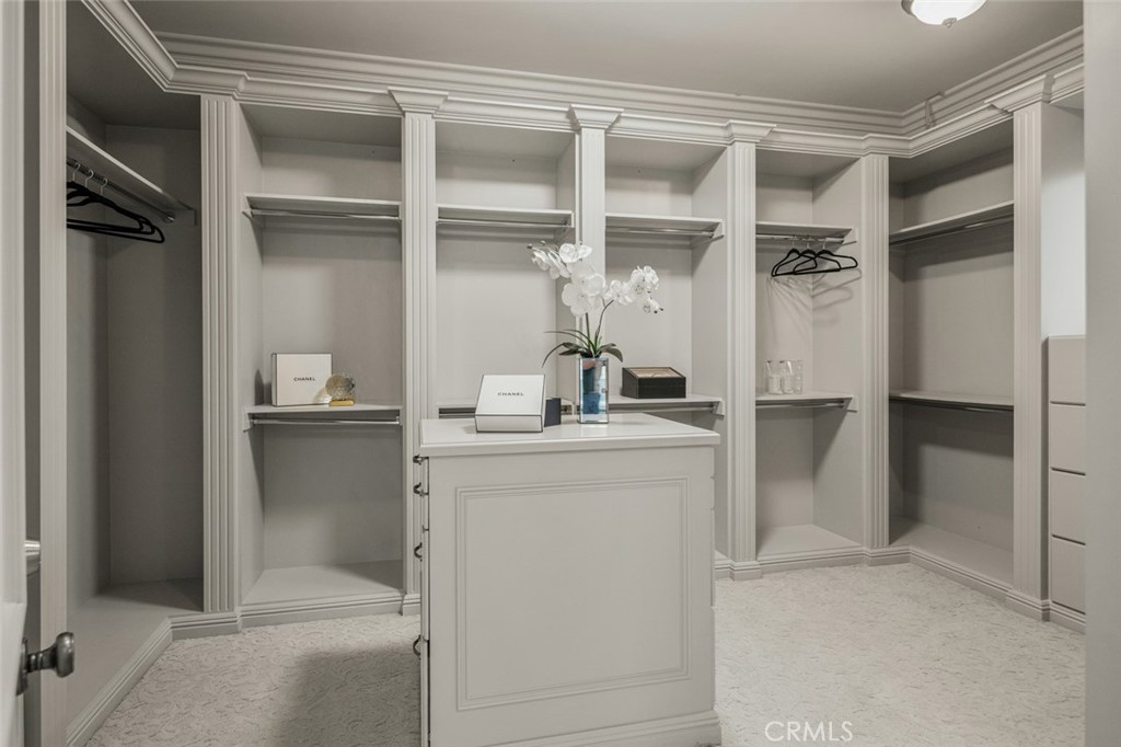 1122 S Santa Anita Avenue