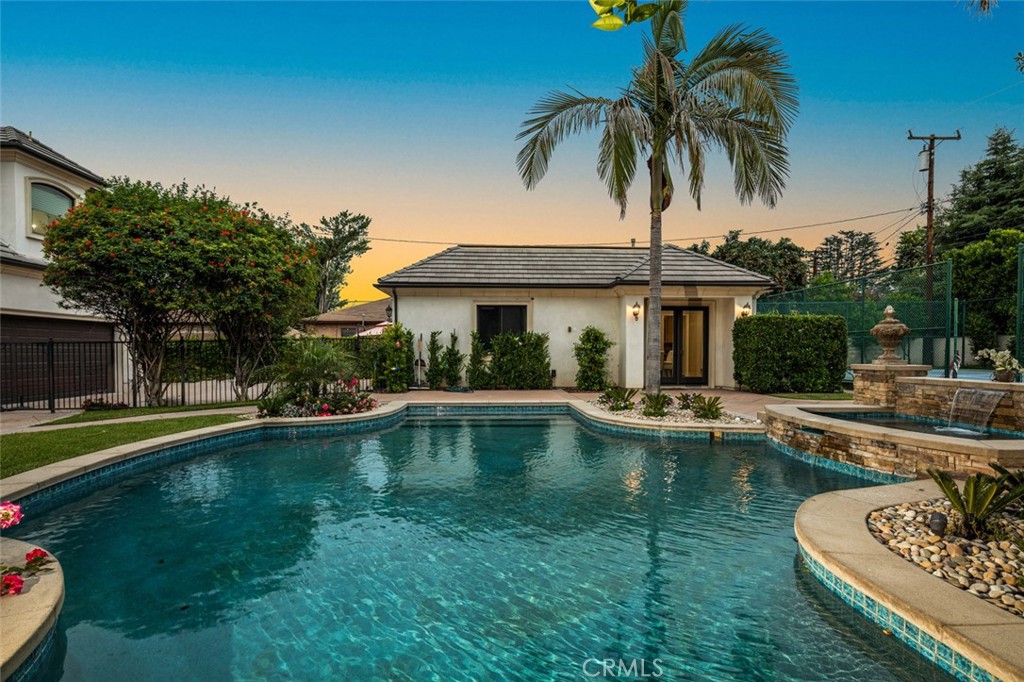 1122 S Santa Anita Avenue