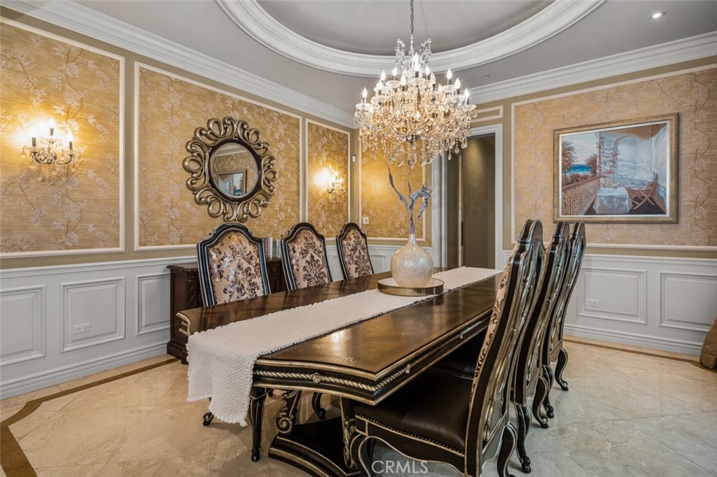 1122 S Santa Anita Avenue