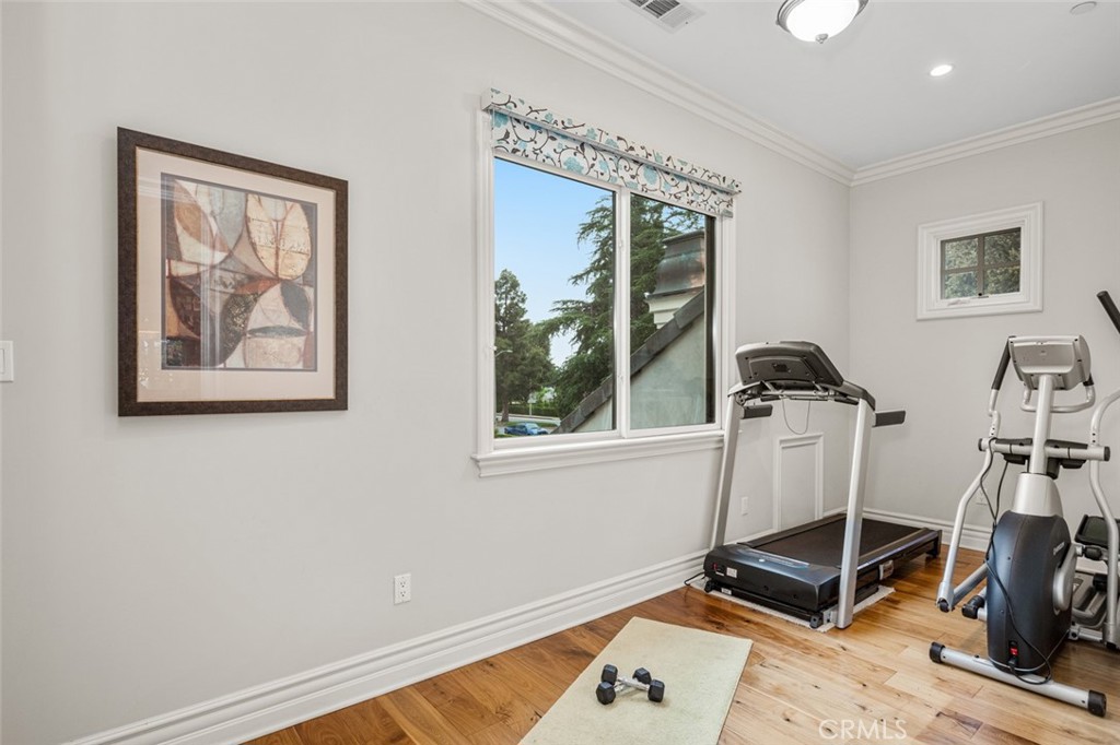 1122 S Santa Anita Avenue