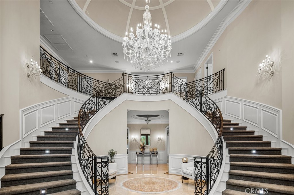 1122 S Santa Anita Avenue