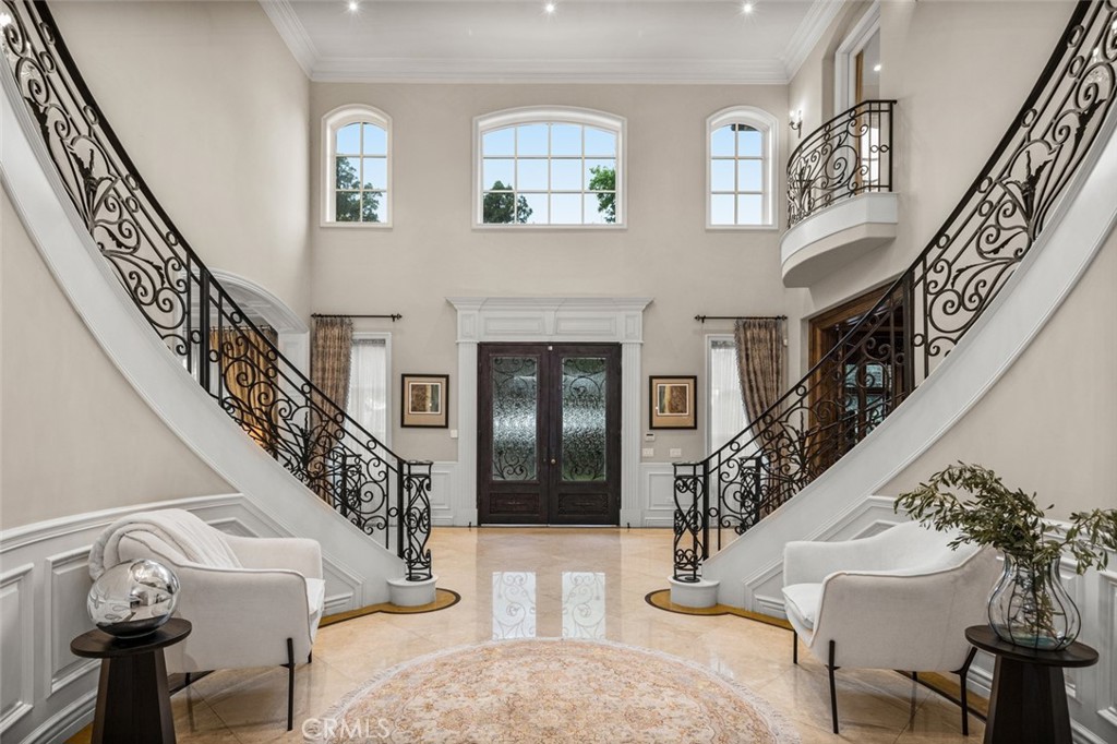 1122 S Santa Anita Avenue