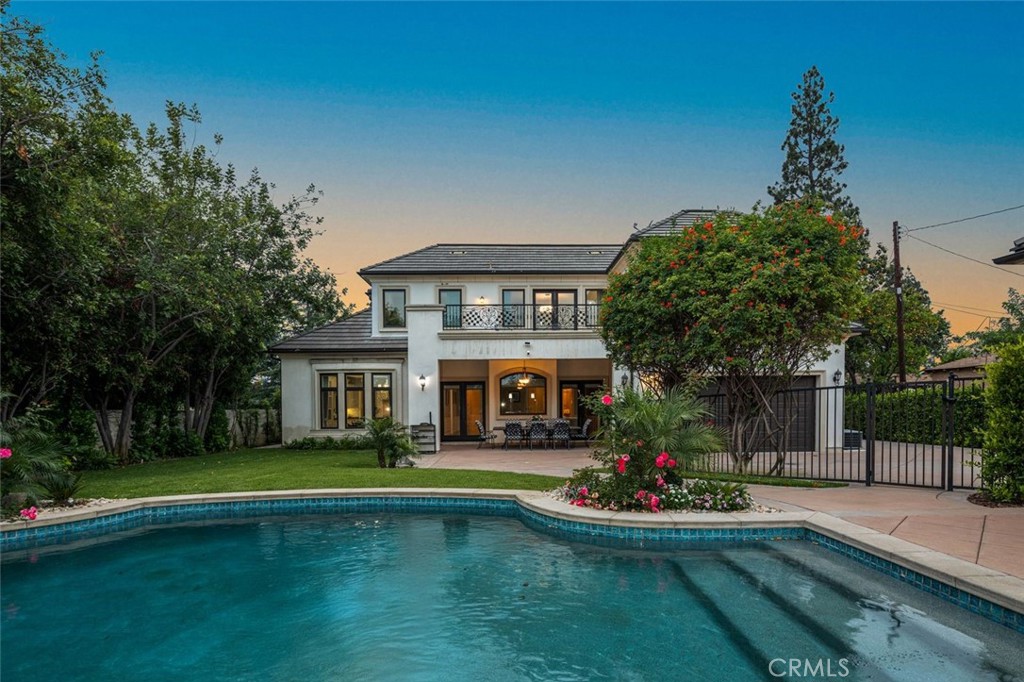 1122 S Santa Anita Avenue