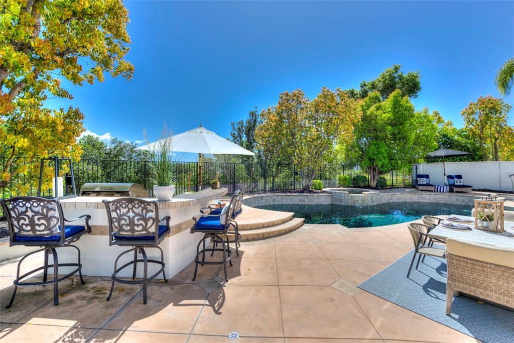 4 Danville Lane